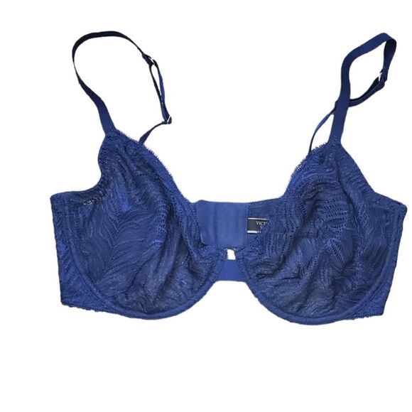 Victoria's Secret Blue Lace Demi Unlined Bra - Picture 1 of 4